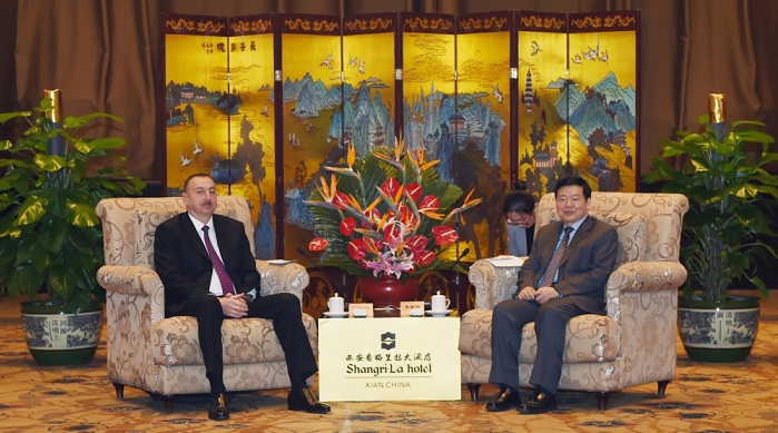 Azerbaijani president visits Beijing Capital Museum and Huawei Exhibition Center